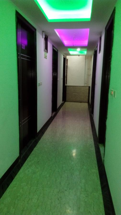 Hotel Hotel Grand Shyam- In Front Of New Delhi Railway Station-Couple Friendly 2*